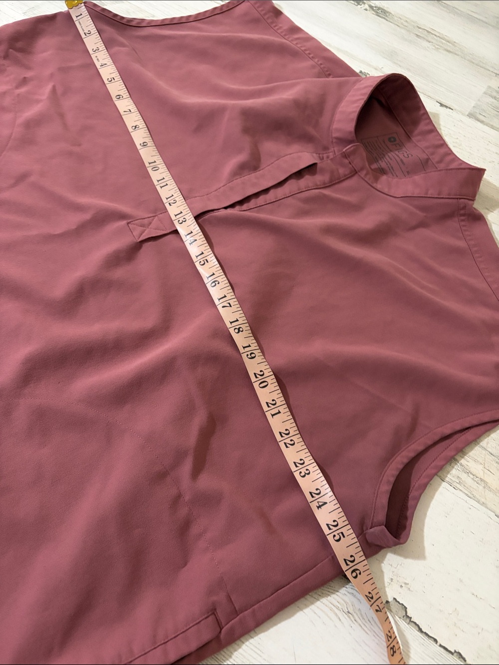 Figs Sleeveless Scrub Top - Mauve Size XL - Picture 8 of 9